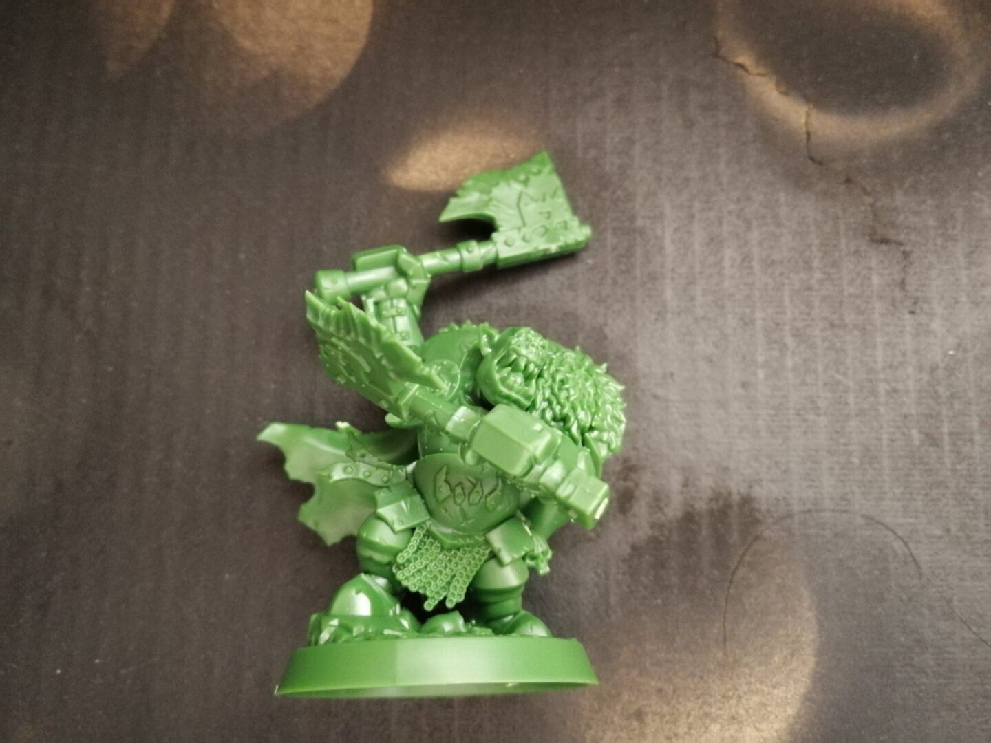 Warhammer Shadespire Gurzag Ironsull - Figurka bez podkładu