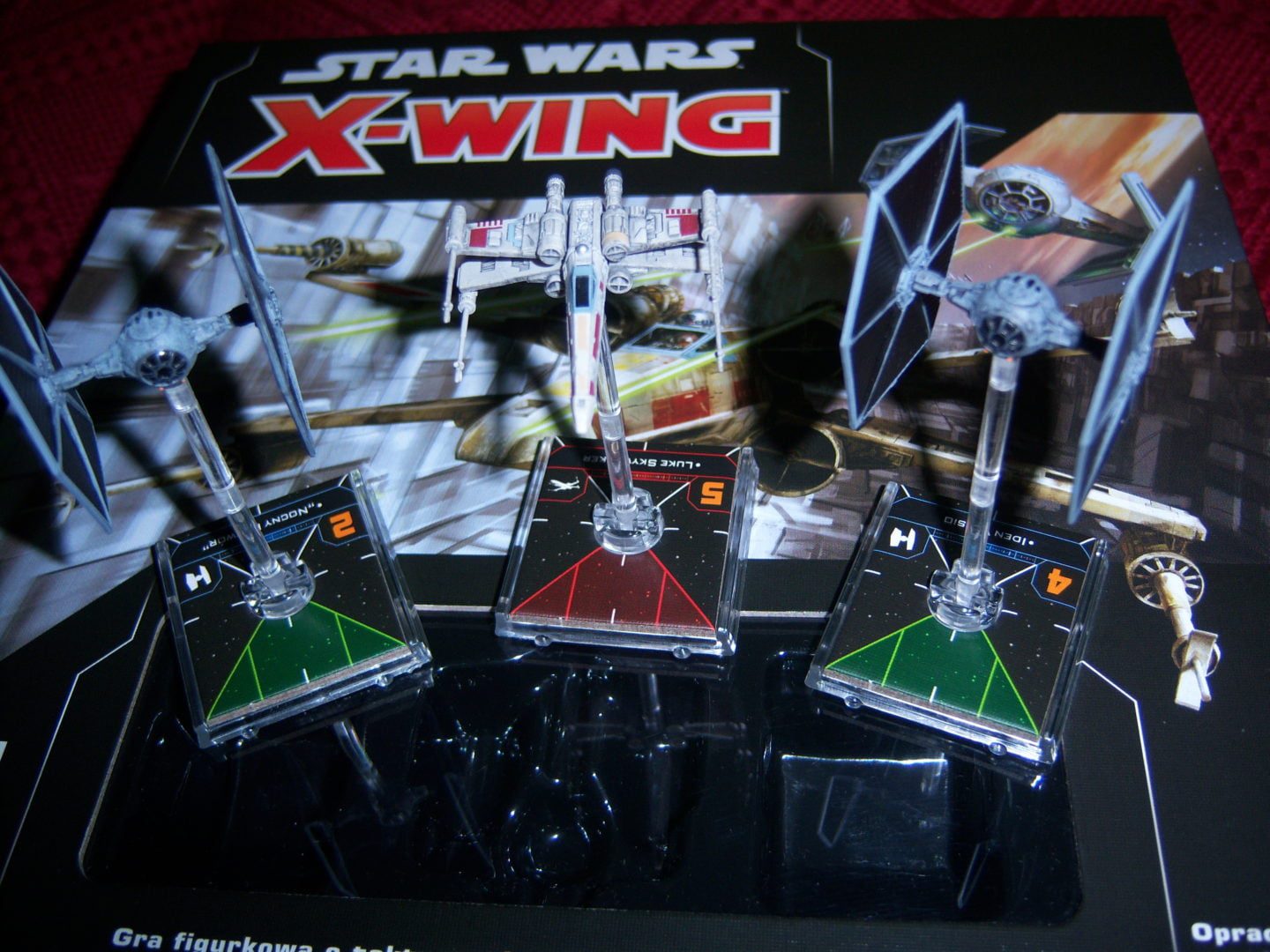 Jeden X-wing T-65 kontra dwa Tie/ln.